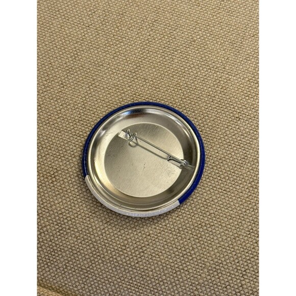 Vintage Intel Computer IT PC Memory Processor Microchip Tech Pin Pinback Button - Picture 3 of 5